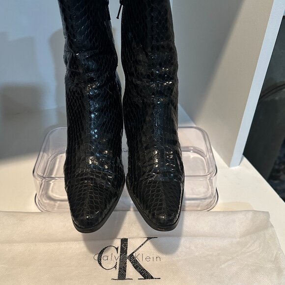 Vintage Y2K Calvin Klein Black Snakeskin Ankle Boots, Size 7M - Picture 7 of 16